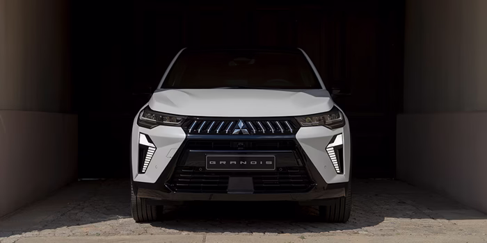 Der neue Mitsubishi Grandis, Frontalansicht