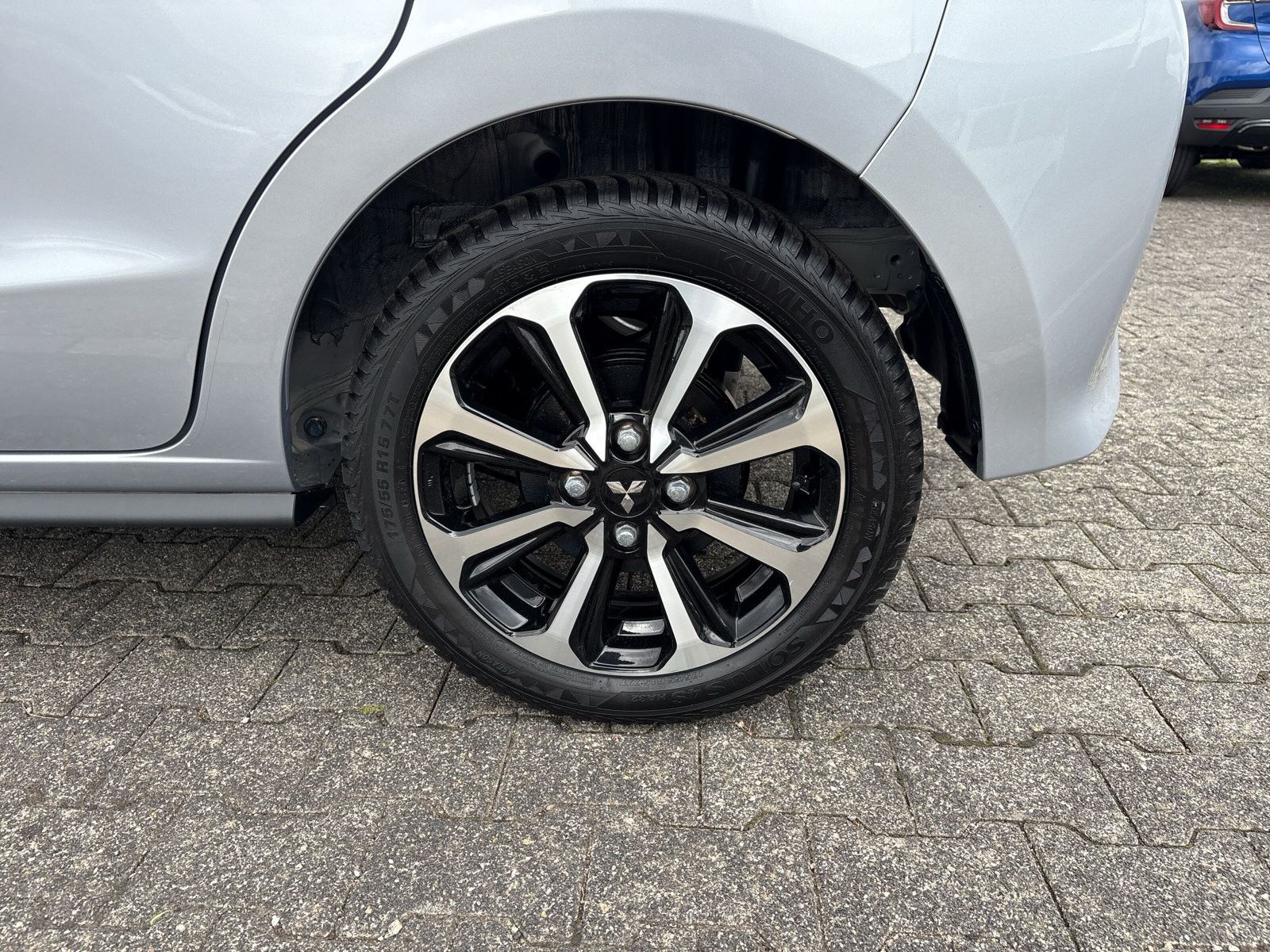 Fahrzeugabbildung Mitsubishi Space Star 1,2 Select+ CVT,SHZ,RFK,DAB