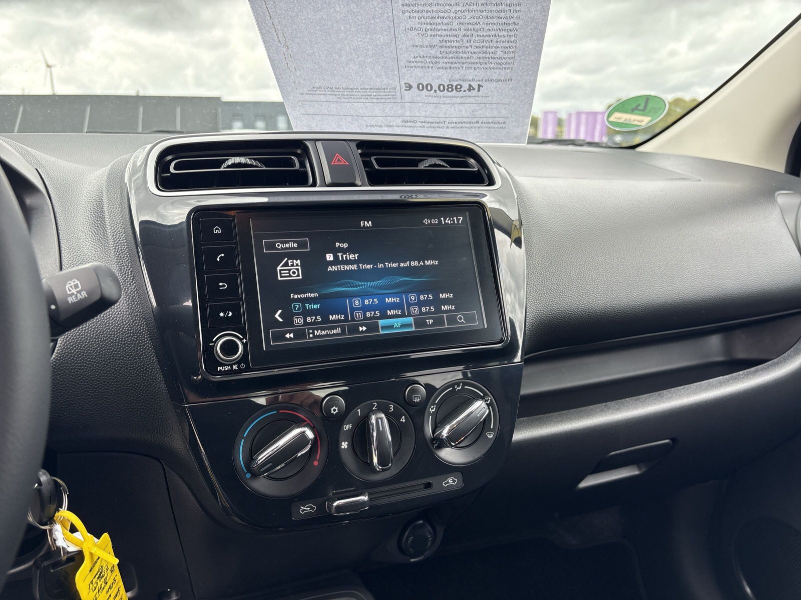 Fahrzeugabbildung Mitsubishi Space Star 1,2 Select+ CVT,SHZ,RFK,DAB