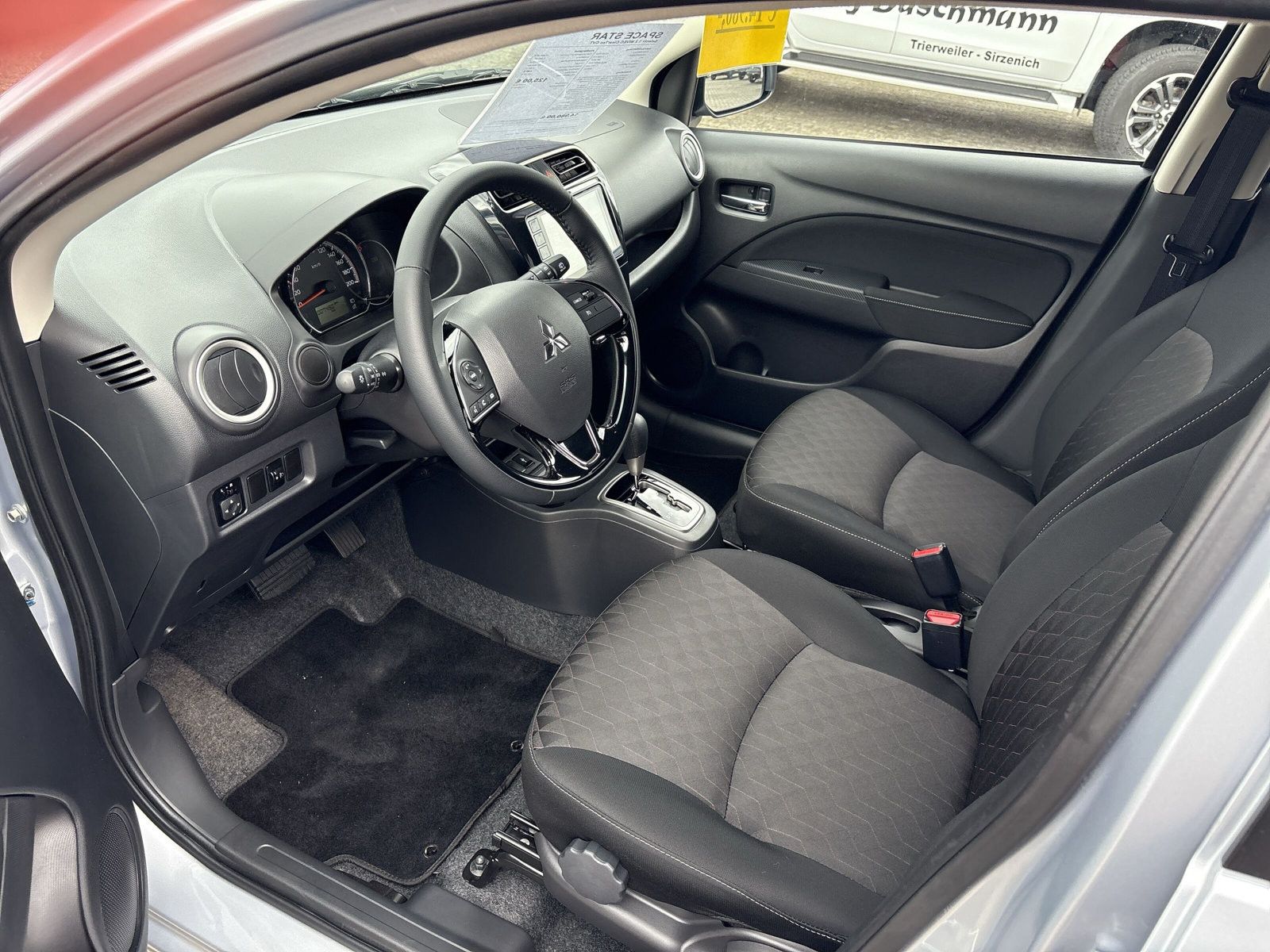 Fahrzeugabbildung Mitsubishi Space Star 1,2 Select+ CVT,SHZ,RFK,DAB