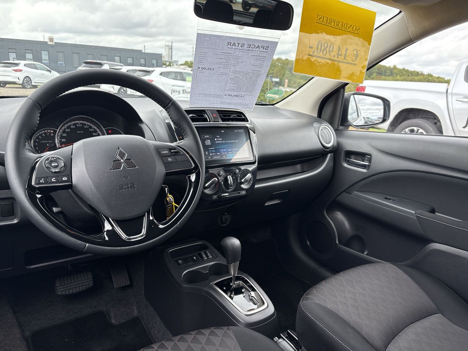 Fahrzeugabbildung Mitsubishi Space Star 1,2 Select+ CVT,SHZ,RFK,DAB