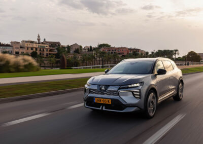 Eclipse Cross vollelektrisch in Fahrt
