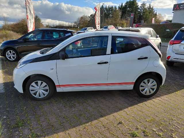 Fahrzeugabbildung Toyota AYGO 1.0, Klima, PDC,SHZ,Radio