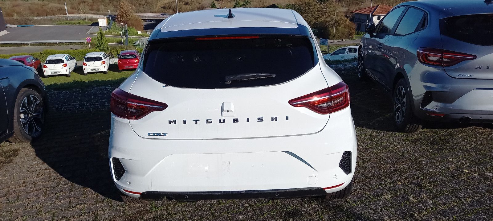 Fahrzeugabbildung Mitsubishi Colt Select 1.0 Turbo,LED,Navi,SHZ,8 x am Lager