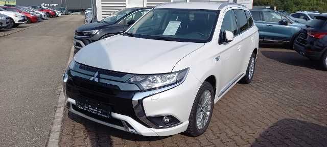 Mitsubishi Outlander 2,4 PHEV BASIS Spirit, Klima,4WD,Navi
