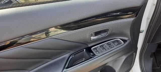 Fahrzeugabbildung Mitsubishi Outlander 2,4 PHEV BASIS Spirit, Klima,4WD,Navi