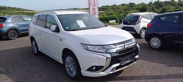 Fahrzeugabbildung Mitsubishi Outlander 2,4 PHEV BASIS Spirit, Klima,4WD,Navi