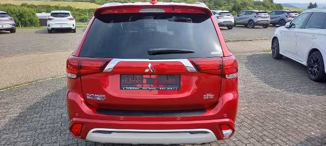 Fahrzeugabbildung Mitsubishi Outlander 2,4 PHEV, TOP, 4WD,Leder,LED,PDC