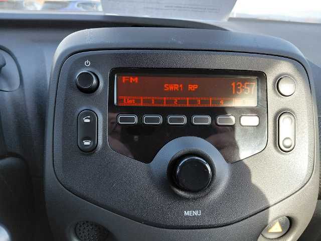 Fahrzeugabbildung Toyota AYGO 1.0, Klima, PDC,SHZ,Radio