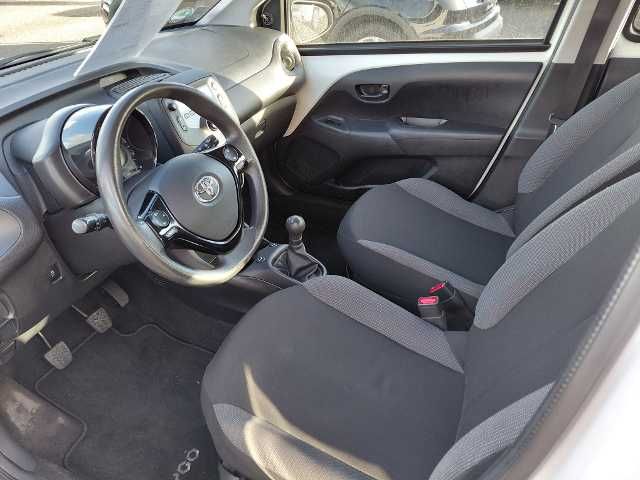 Fahrzeugabbildung Toyota AYGO 1.0, Klima, PDC,SHZ,Radio
