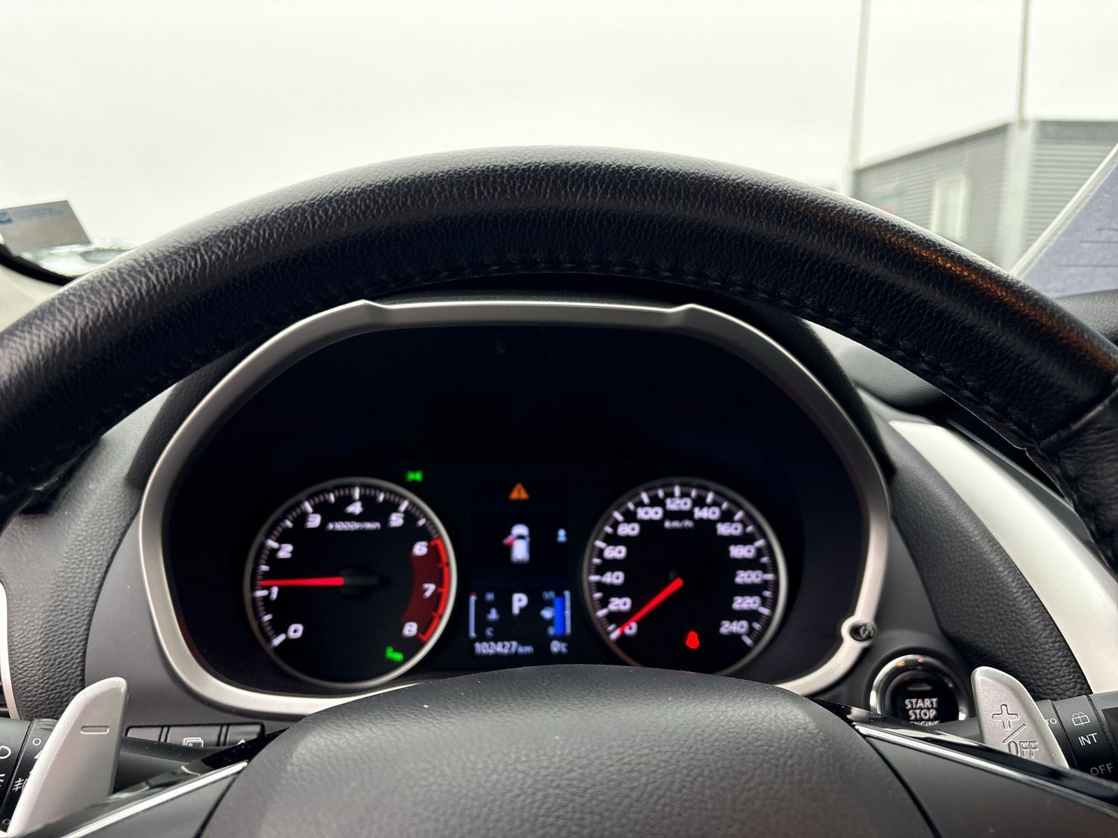 Fahrzeugabbildung Mitsubishi Eclipse Cross 1,5 Top 2WD,AT,Leder,LED,Navi,SHZ