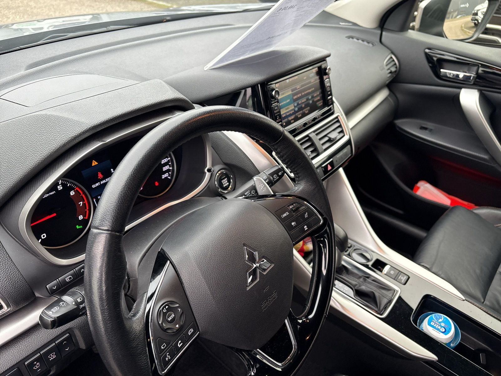 Fahrzeugabbildung Mitsubishi Eclipse Cross 1,5 Top 2WD,AT,Leder,LED,Navi,SHZ