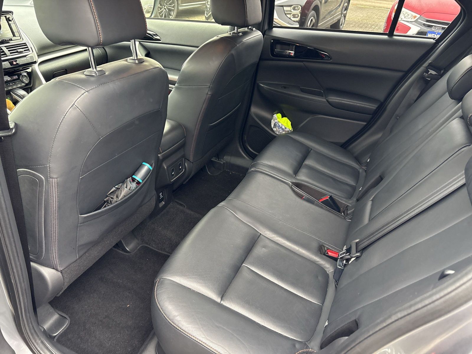 Fahrzeugabbildung Mitsubishi Eclipse Cross 1,5 Top 2WD,AT,Leder,LED,Navi,SHZ