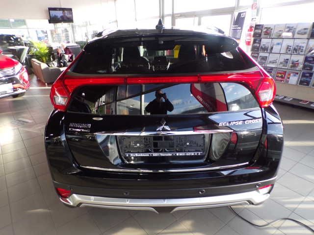 Fahrzeugabbildung Mitsubishi Eclipse Cross 1,5 T.,Intro Edition,LED,