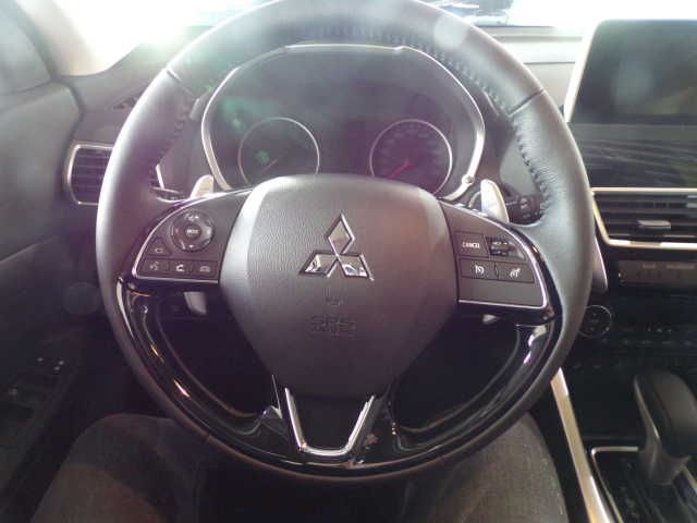 Fahrzeugabbildung Mitsubishi Eclipse Cross 1,5 T.,Intro Edition,LED,