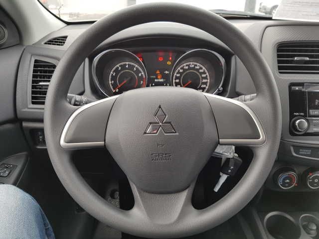 Fahrzeugabbildung Mitsubishi ASX 1,6 BASIS, Klima, Radio.el. Spiegel,el.FH,