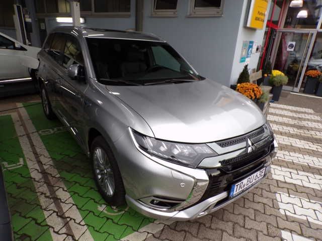 Fahrzeugabbildung Mitsubishi Outlander 2,4 PHEV Top, Klima,LED,NSW,SHZ,Navi