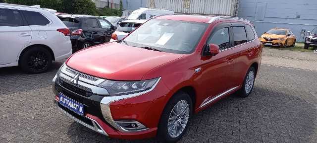 Mitsubishi Outlander 2,4 PHEV, TOP, 4WD,Leder,LED,PDC
