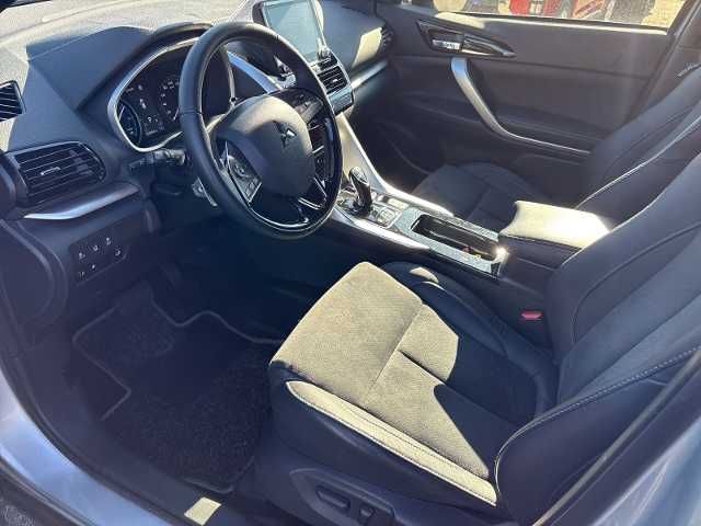 Fahrzeugabbildung Mitsubishi Eclipse Cross 2,4 PHEV, PLUS 4WD,LED,Navi