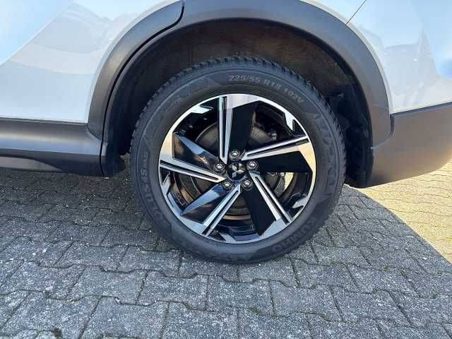 Fahrzeugabbildung Mitsubishi Eclipse Cross 2,4 PHEV, PLUS 4WD,LED,Klima