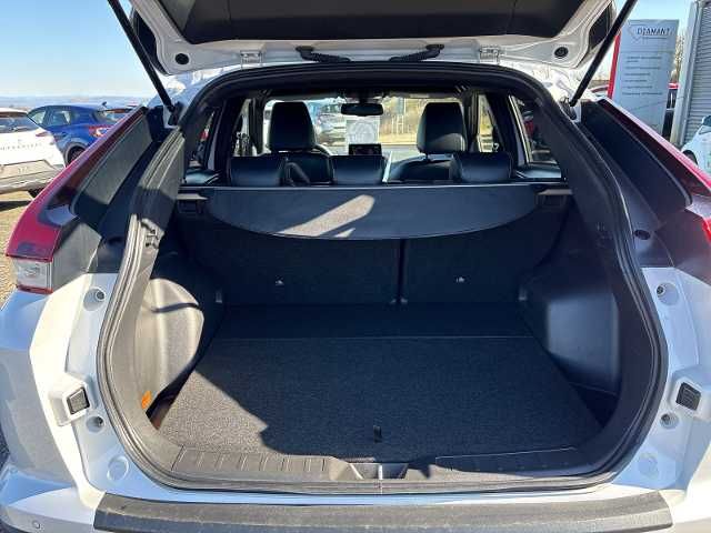 Fahrzeugabbildung Mitsubishi Eclipse Cross 2,4 PHEV, PLUS 4WD,LED,Klima