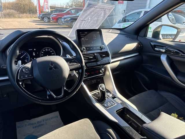 Fahrzeugabbildung Mitsubishi Eclipse Cross 2,4 PHEV, PLUS 4WD,LED,Klima